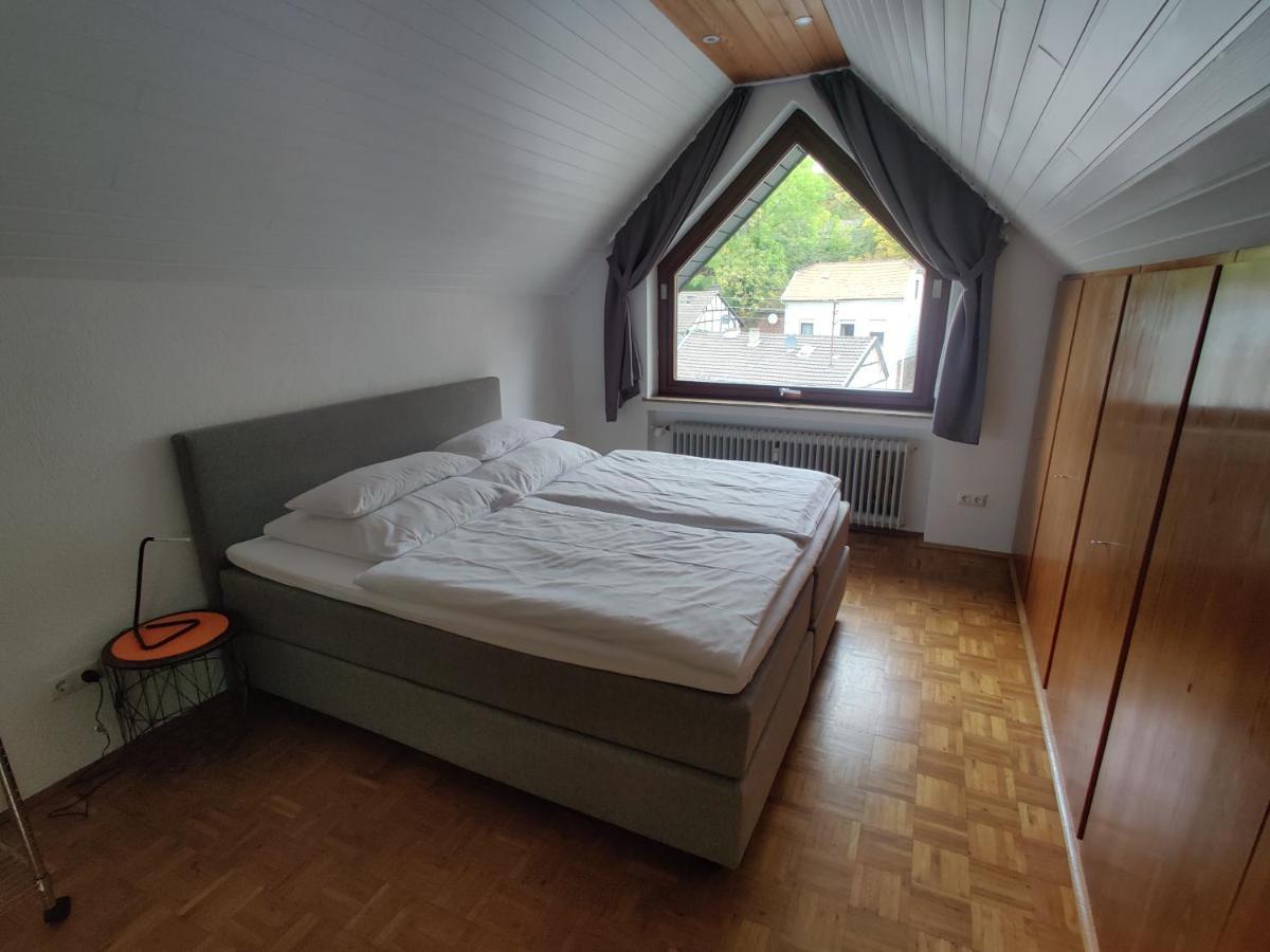 Ferienapartment: An Der Kunstakademie Heimbach Luaran gambar